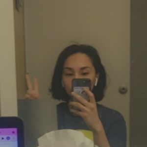 Meet your Posher, Andrea